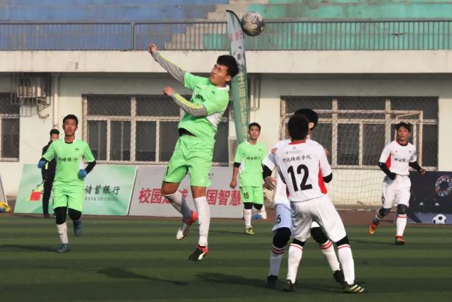 张宁15分山西送辽宁赛季首败 弗格空砍30分