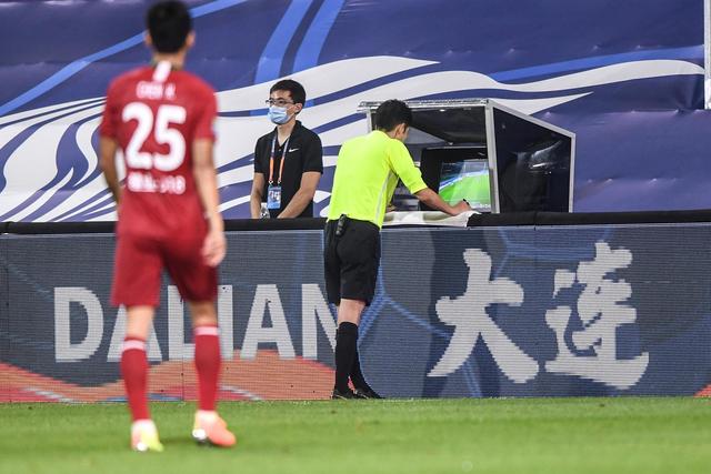 贝尔预测欧冠决赛：皇马3-0横扫多特！
